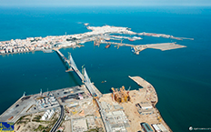 Puente sobre la Bahía de Cadiz